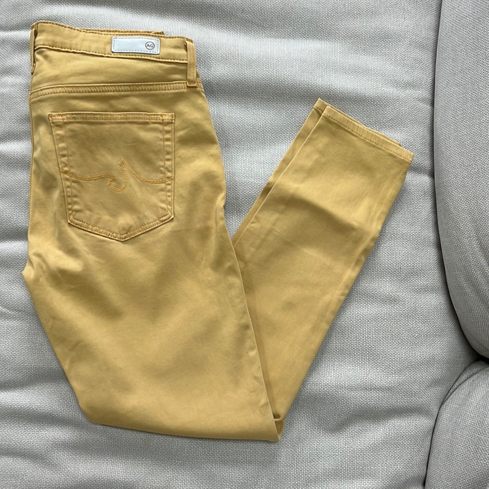 AG The Abbey Ankle Petite Pant